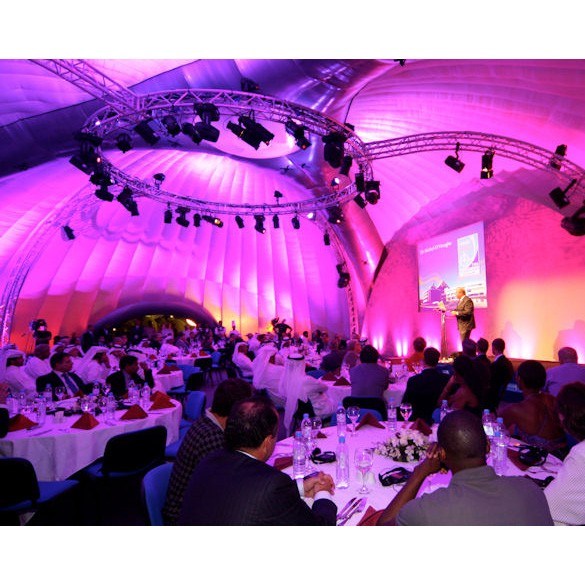L'igloo gonflable en guise d'abri pour sublimer pour votre événement